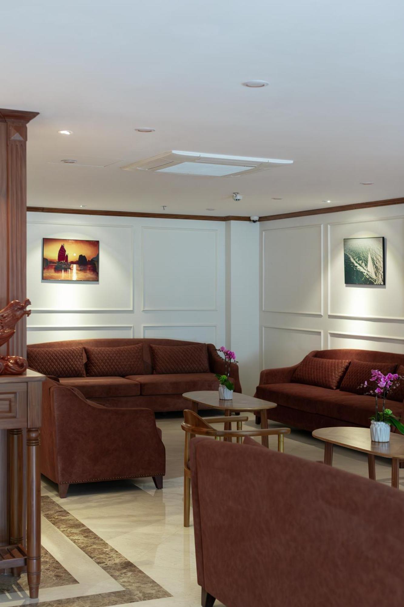 Hotel Sail Hanoi