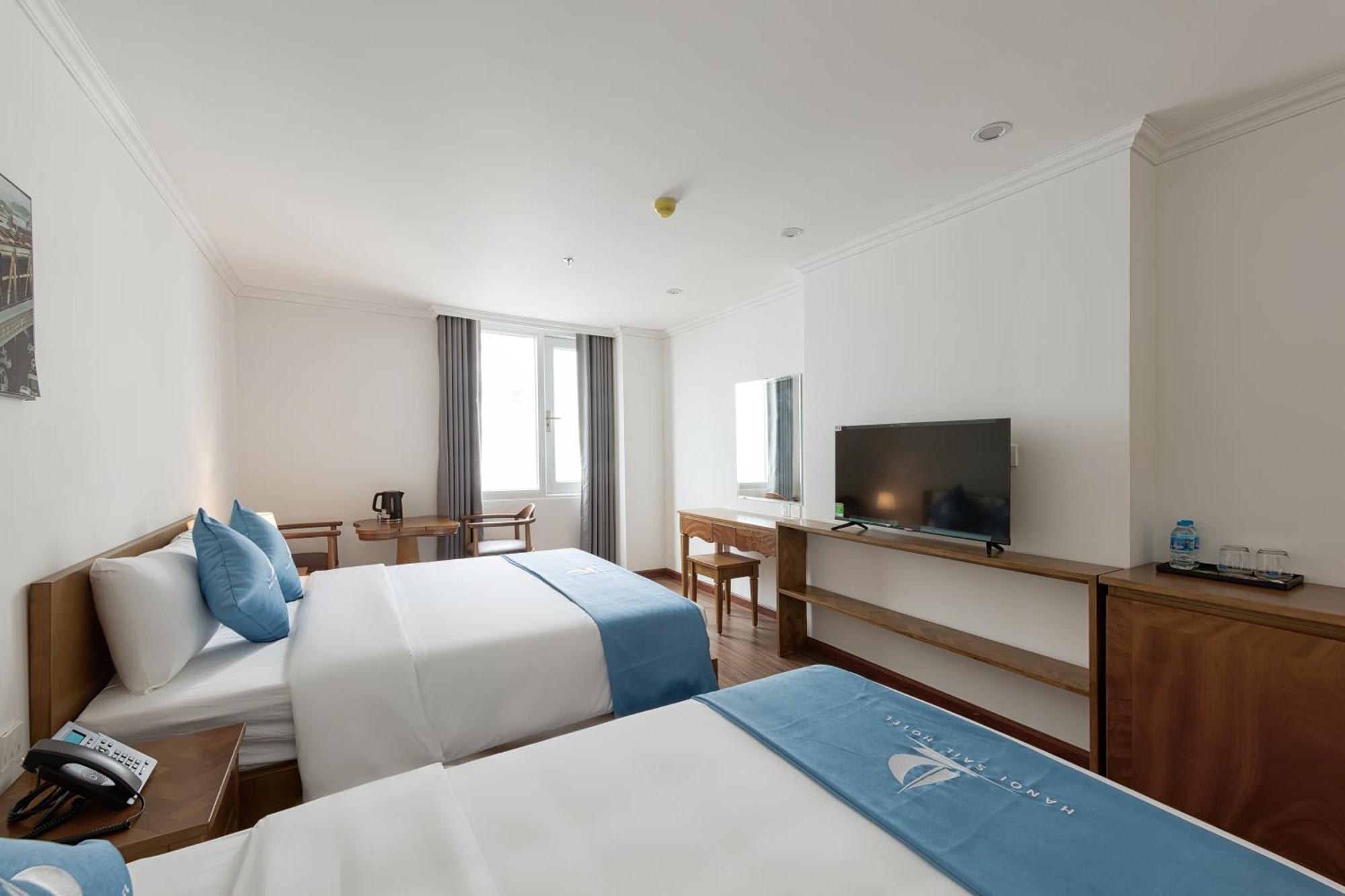 Sail Hotel 4*