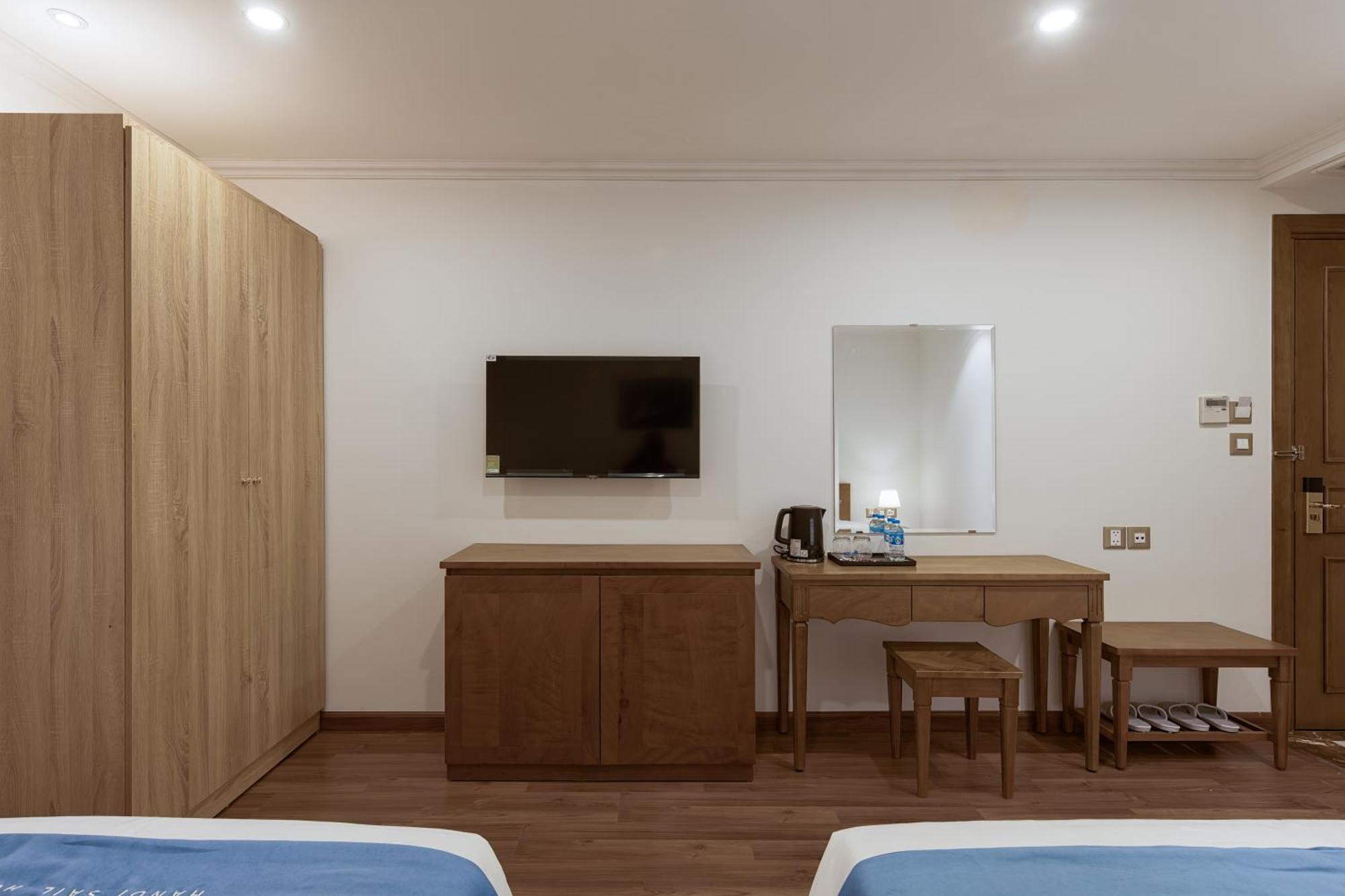 Sail Hotel 4*